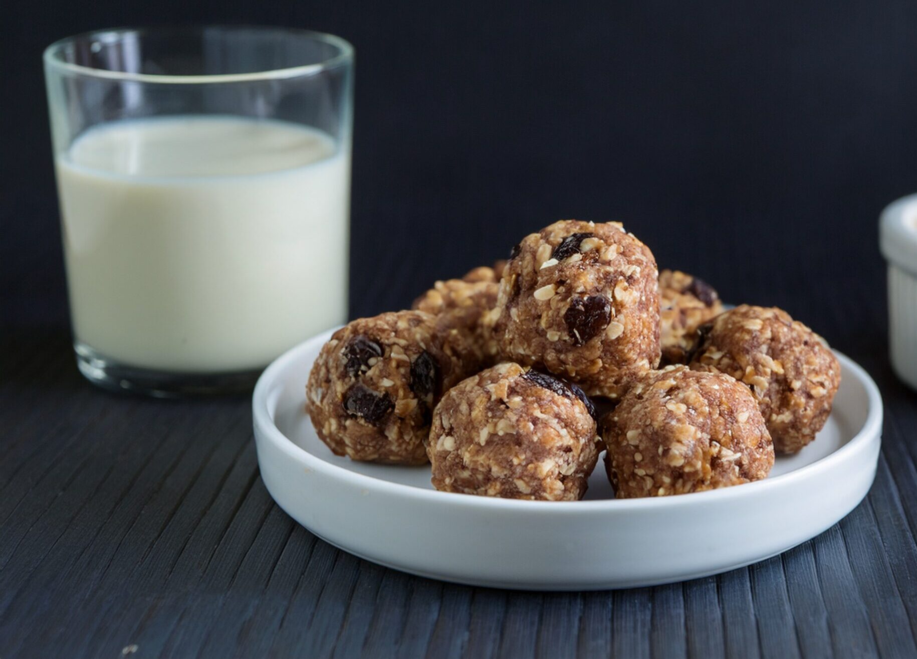tahini chocolate and walnut honey balls