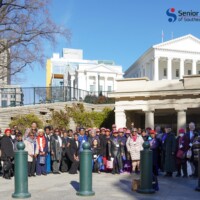 Capitol Hill Club in front of Virginia State Capitol